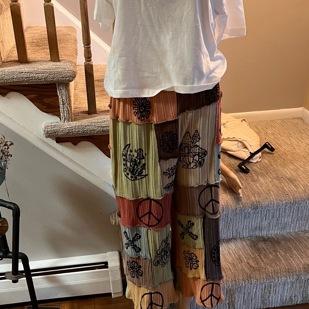 Women’s flowy pants